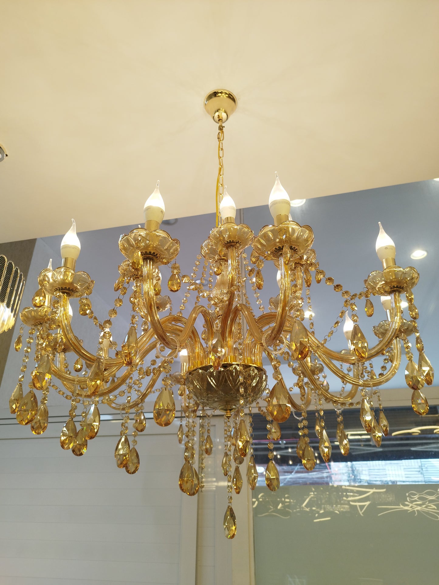 Lustre Candelabro Dourado 18 Braços Cristal